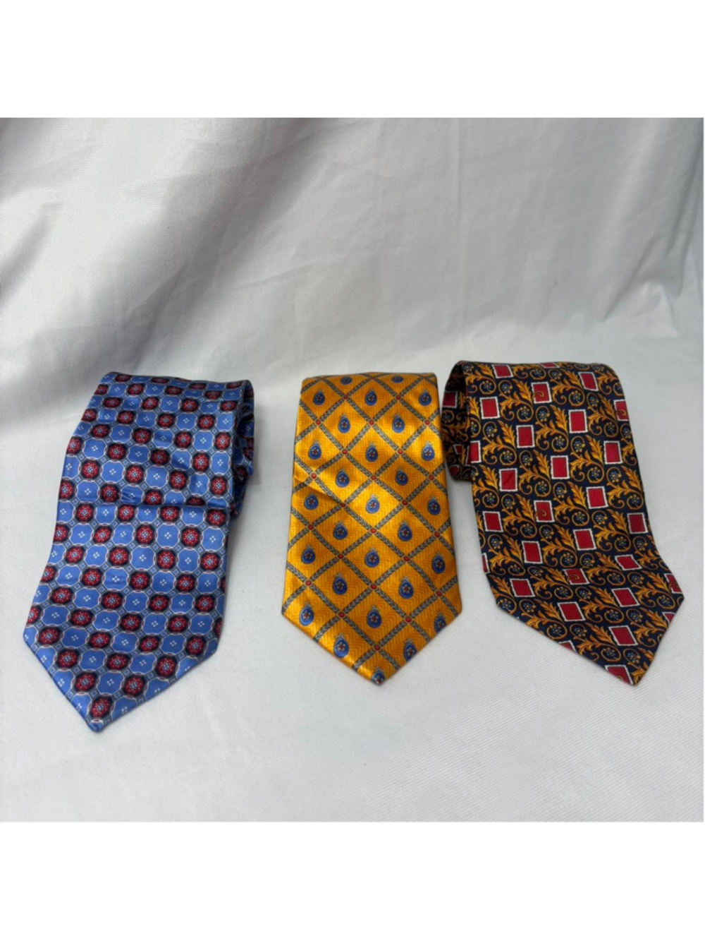 Mens Vintage 3 Fancy Ties